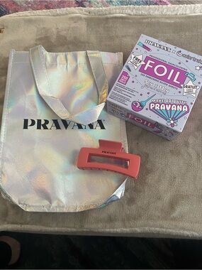 Pravana Holographic Tote & Coral Hair Clip Set